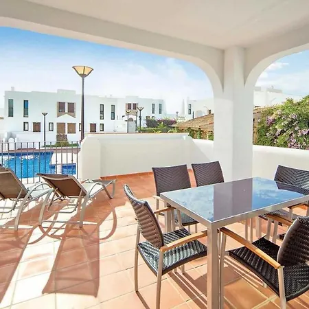 Mirador De Bassetes 4 - Grupo Turis カルプ